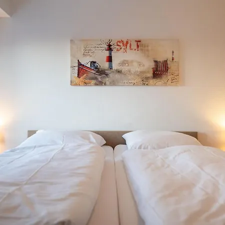 Hoppe 8 Modern Retreat * Westerland