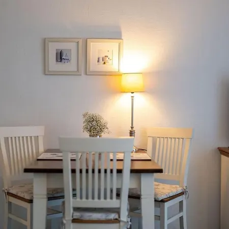 Hoppe 8 Modern Retreat Semesterbostad